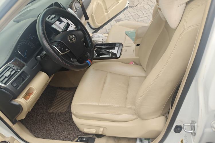 Used Toyota Camry 2016 2.0G 10th Anniversary Leading Edition Left Front Seat