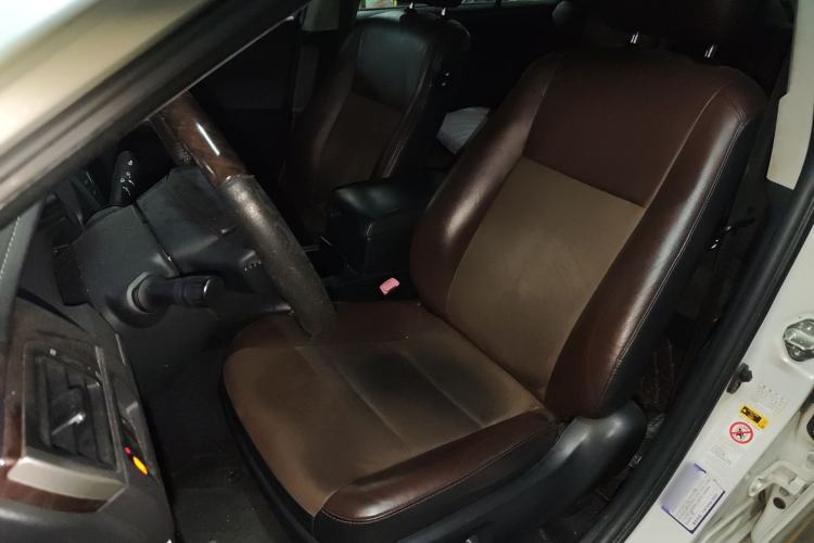 Used Toyota Camry 2016 2.5G 10th Anniversary Deluxe Navigation Edition Left Front Seat