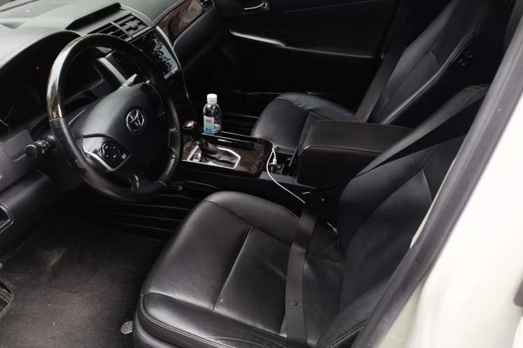 Used Toyota Camry 2016 2.0G 10th Anniversary Leading Edition Left Front Seat