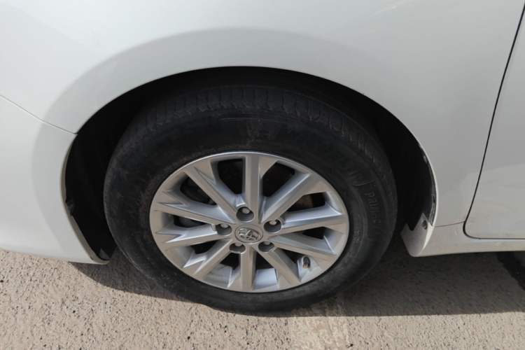 Used Toyota Camry 2016 2.0G 10th Anniversary Leading Edition Left Front Wheel Hub
