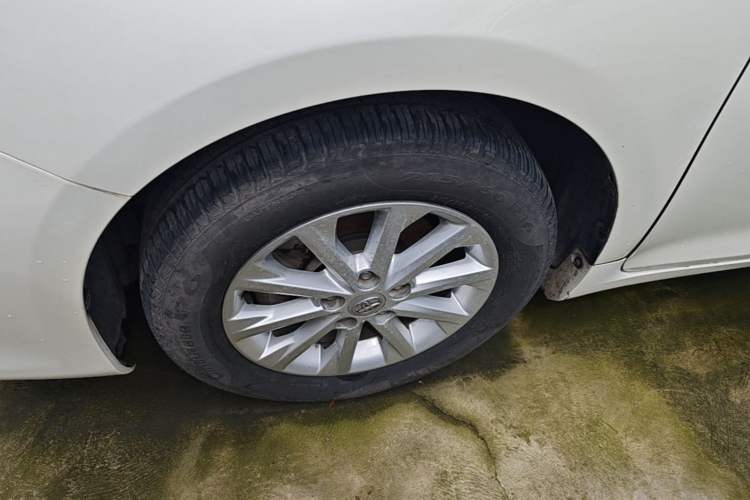 Used Toyota Camry 2016 2.0G 10th Anniversary Leading Edition Left Front Wheel Hub