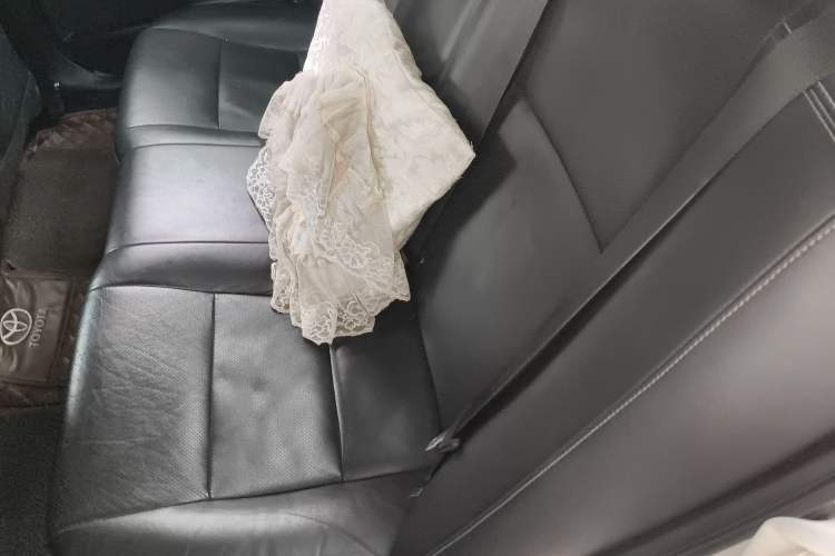 Used Toyota Camry 2016 2.0G 10th Anniversary Leading Edition Left Rear Seat