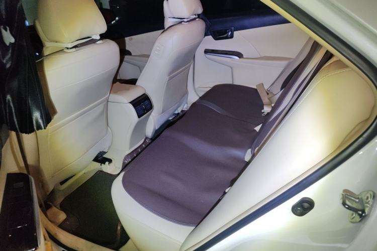 Used Toyota Camry 2016 2.0G 10th Anniversary Leading Edition Left Rear Seat