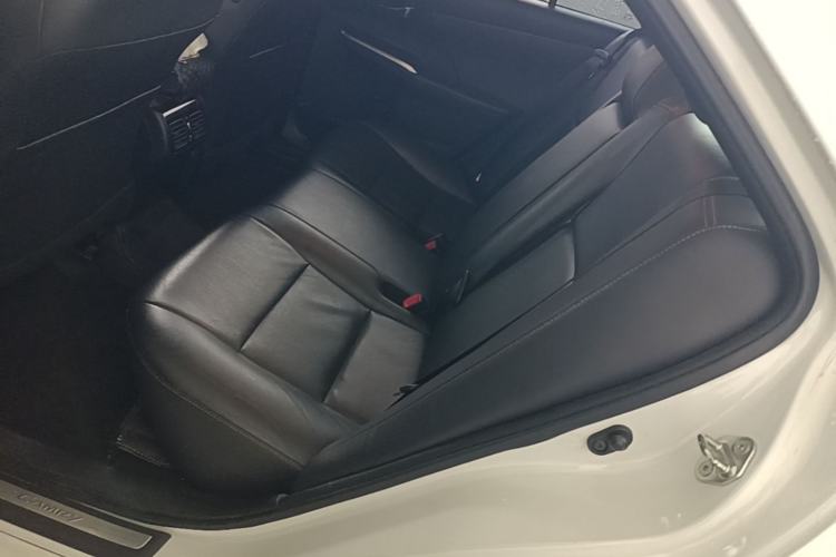 Used Toyota Camry 2016 2.0G 10th Anniversary Leading Edition Left Rear Seat