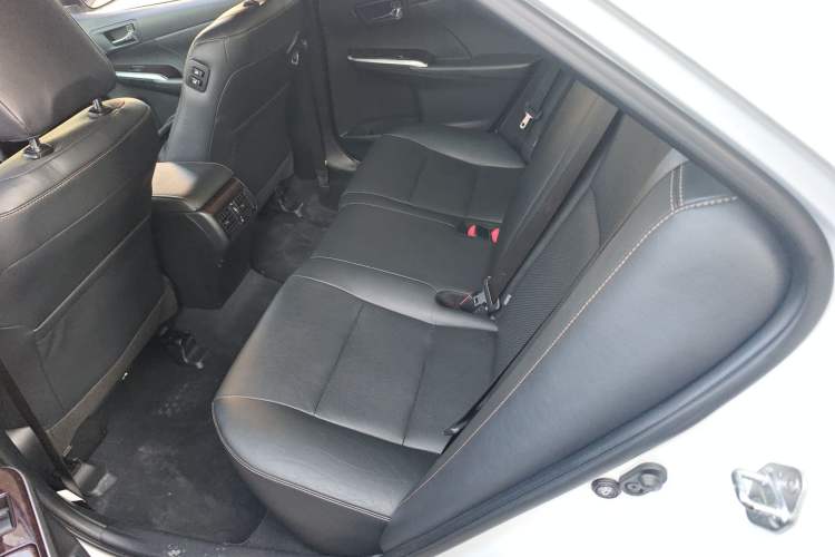 Used Toyota Camry 2016 2.0G 10th Anniversary Leading Edition Left Rear Seat