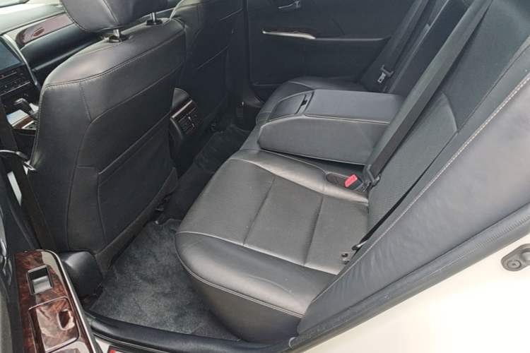 Used Toyota Camry 2016 2.0G 10th Anniversary Leading Edition Left Rear Seat
