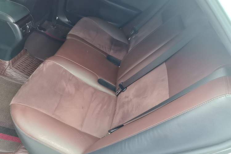 Used Toyota Camry 2016 2.5G 10th Anniversary Deluxe Navigation Edition Left Rear Seat
