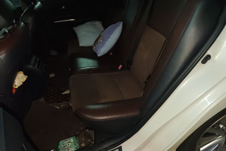 Used Toyota Camry 2016 2.5G 10th Anniversary Deluxe Navigation Edition Left Rear Seat