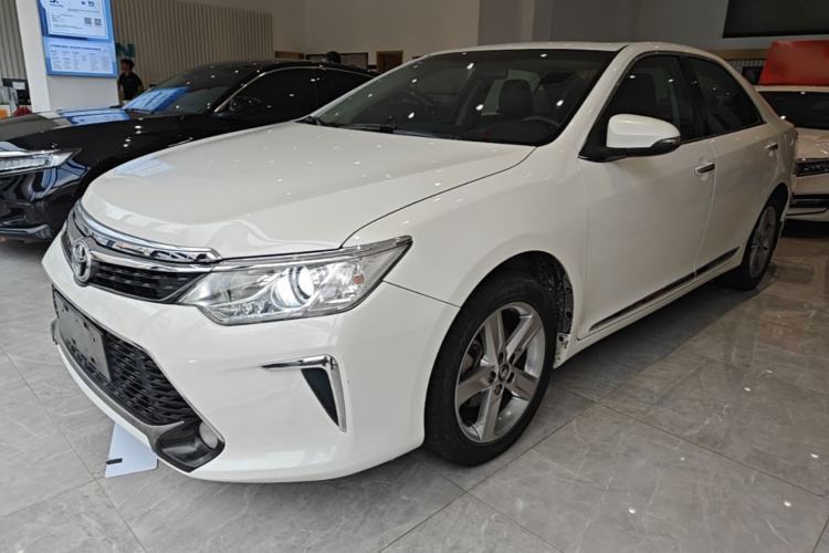 Used Toyota Camry 2016 2.0S 10th Anniversary Lingdong Edition Guazi used car, China used car export, Used car for sale, Used Toyota cars, Cheapest cars for sale