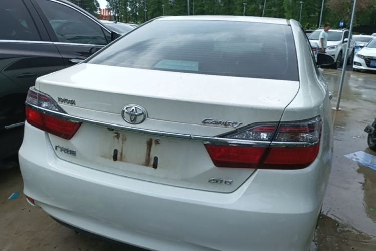 Used Toyota Camry 2016 2.0G 10th Anniversary Leading Edition Rear