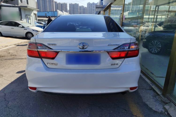 Used Toyota Camry 2016 2.0G 10th Anniversary Leading Edition Rear