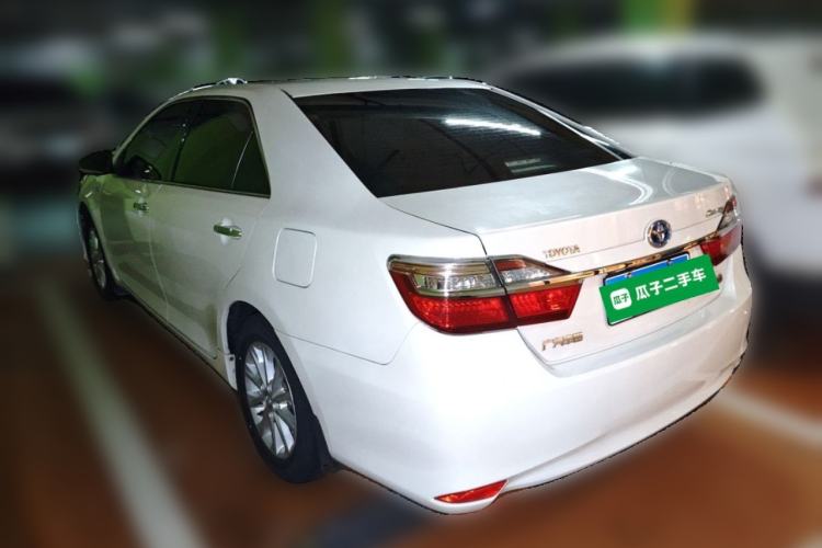 Used Toyota Camry 2016 Dual-Engine 2.5 HG 10th Anniversary Deluxe Navigation Edition Rear Left 45 Deg