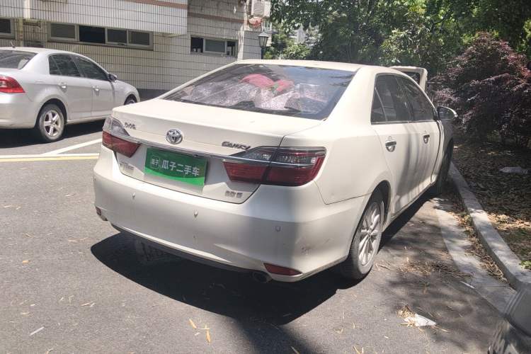 Used Toyota Camry 2016 2.0G 10th Anniversary Leading Edition Rear Right 45 Deg