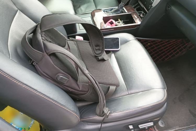 Used Toyota Camry 2016 2.0G 10th Anniversary Leading Edition Right Front Seat