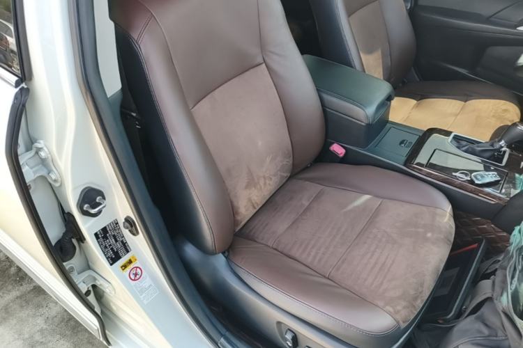 Used Toyota Camry 2016 2.5G 10th Anniversary Deluxe Navigation Edition Right Front Seat