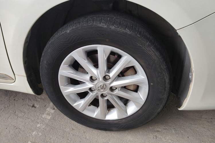 Used Toyota Camry 2016 2.0G 10th Anniversary Leading Edition Right Front Wheel Hub