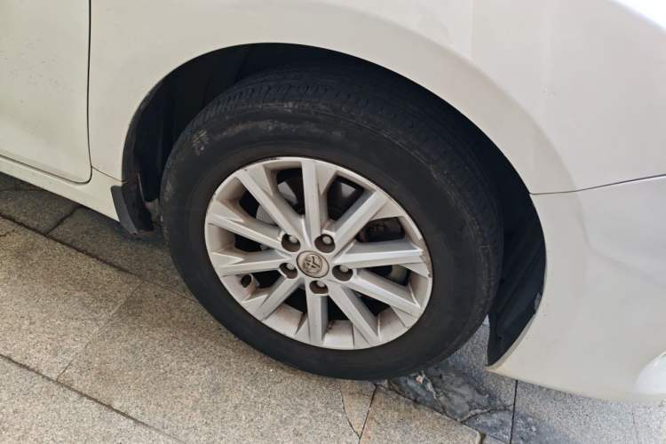 Used Toyota Camry 2016 2.0G 10th Anniversary Leading Edition Right Front Wheel Hub
