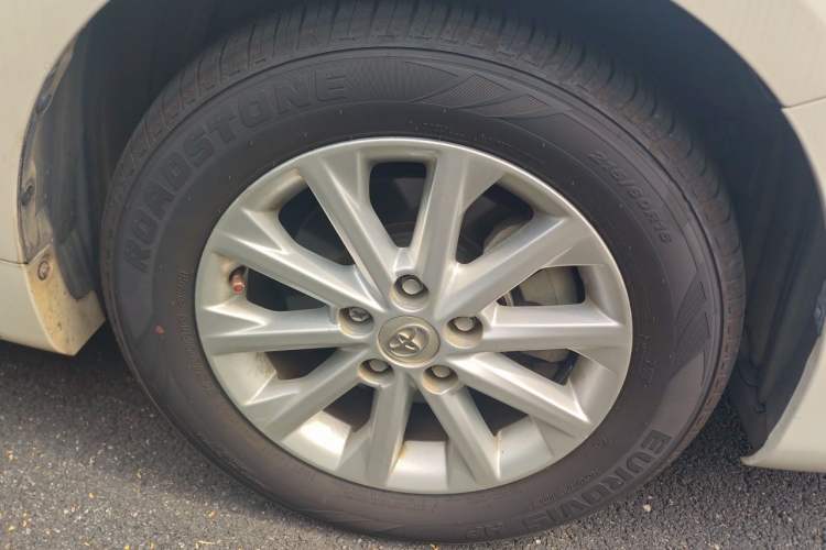 Used Toyota Camry 2016 2.0G 10th Anniversary Leading Edition Right Front Wheel Hub