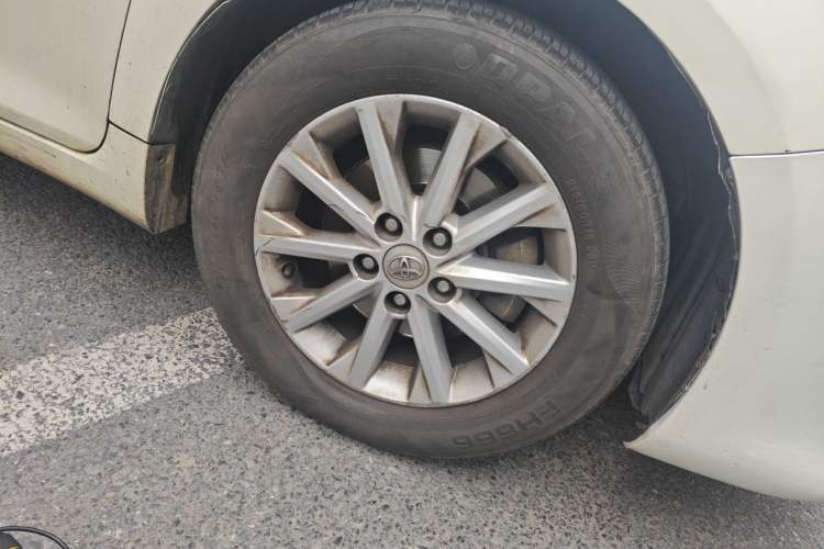 Used Toyota Camry 2016 2.0G 10th Anniversary Leading Edition Right Front Wheel Hub
