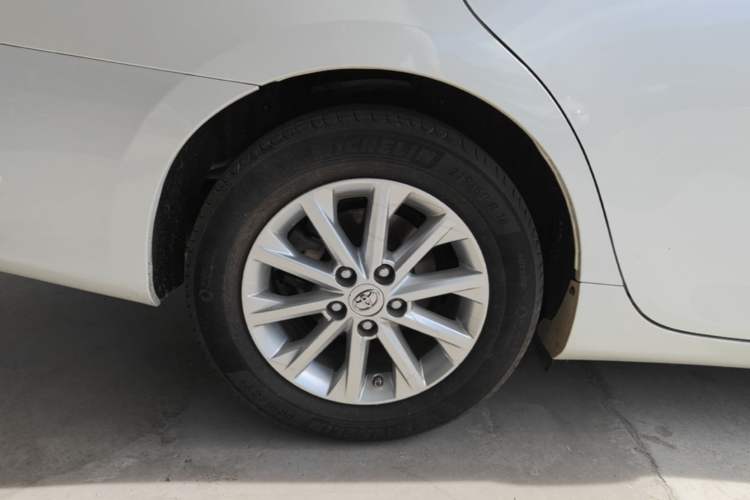 Used Toyota Camry 2016 2.0G 10th Anniversary Leading Edition Right Rear Wheel Hub