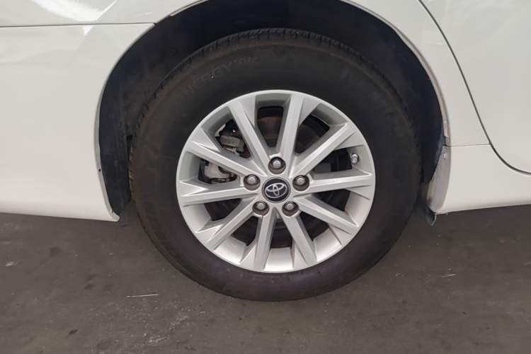 Used Toyota Camry 2016 2.0G 10th Anniversary Leading Edition Right Rear Wheel Hub