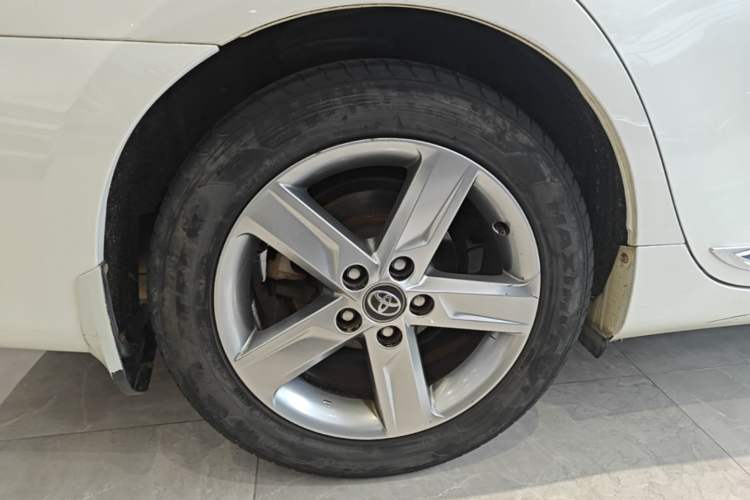 Used Toyota Camry 2016 2.0S 10th Anniversary Lingdong Edition Right Rear Wheel Hub