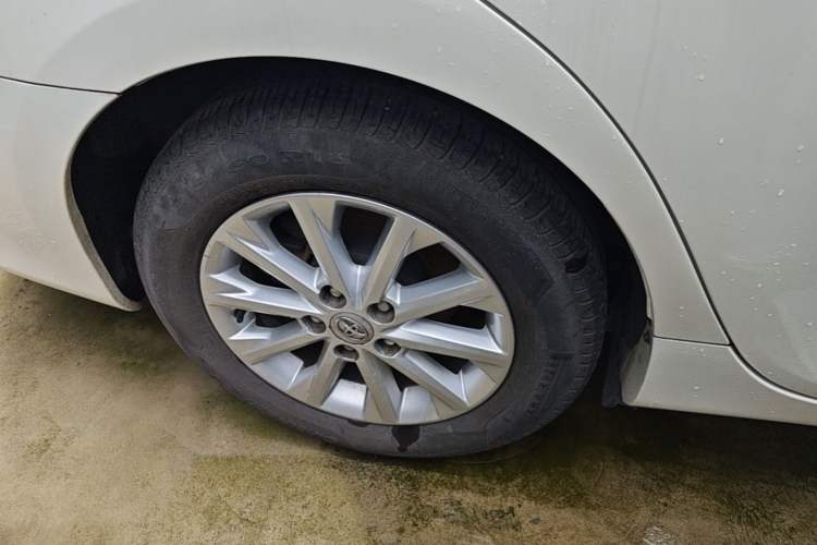 Used Toyota Camry 2016 2.0G 10th Anniversary Leading Edition Right Rear Wheel Hub
