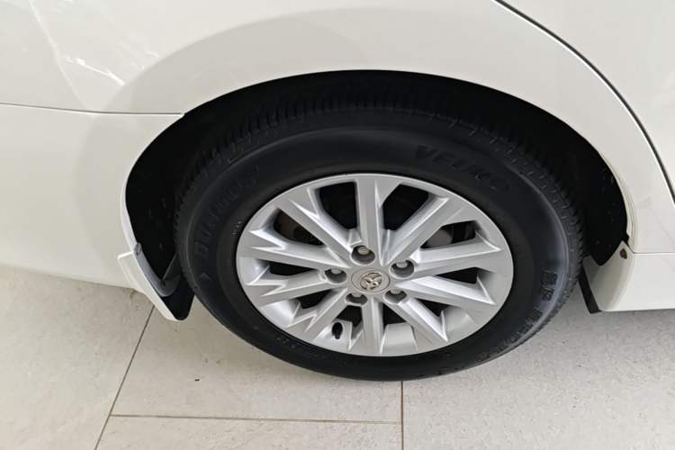 Used Toyota Camry 2016 2.0G 10th Anniversary Leading Edition Right Rear Wheel Hub