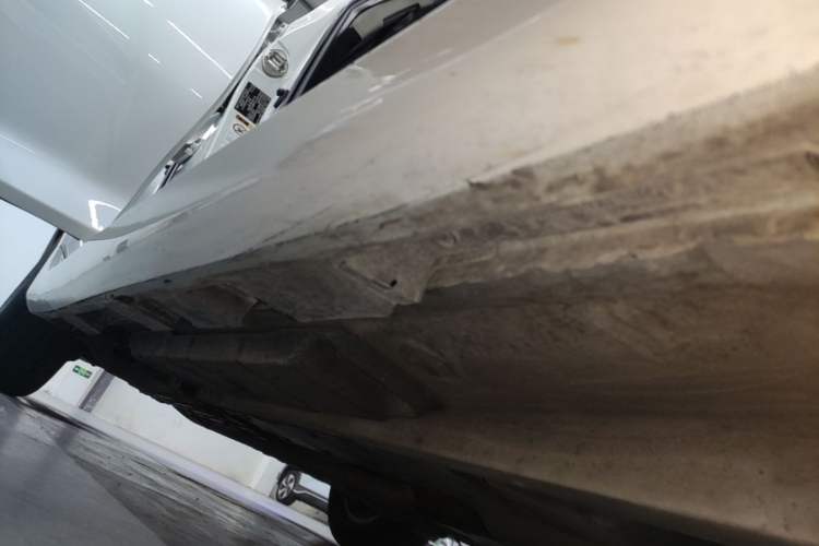 Used Toyota Camry 2016 2.0G 10th Anniversary Leading Edition Right Side Sill