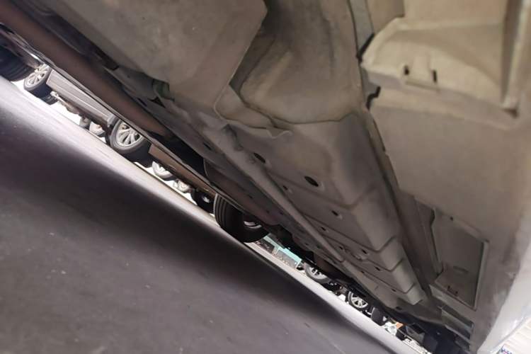 Used Toyota Camry 2016 2.0G 10th Anniversary Leading Edition Right Side Sill
