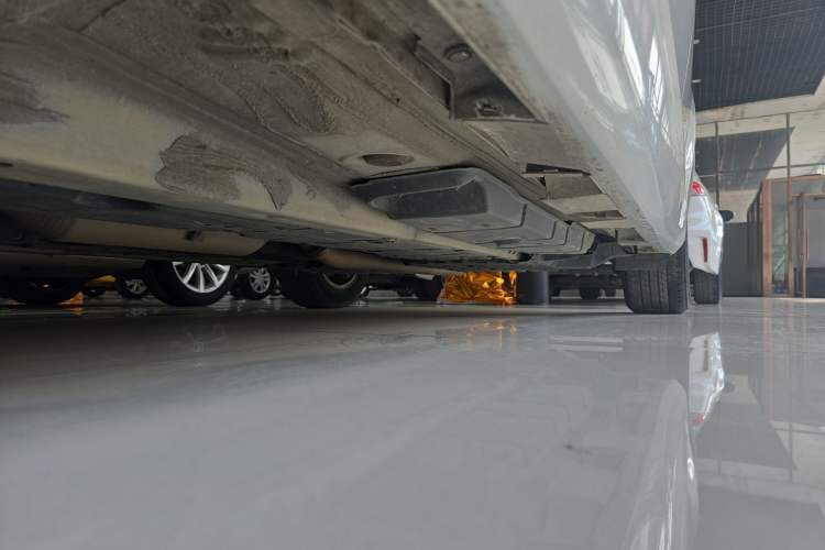 Used Toyota Camry 2016 2.0G 10th Anniversary Leading Edition Right Side Sill