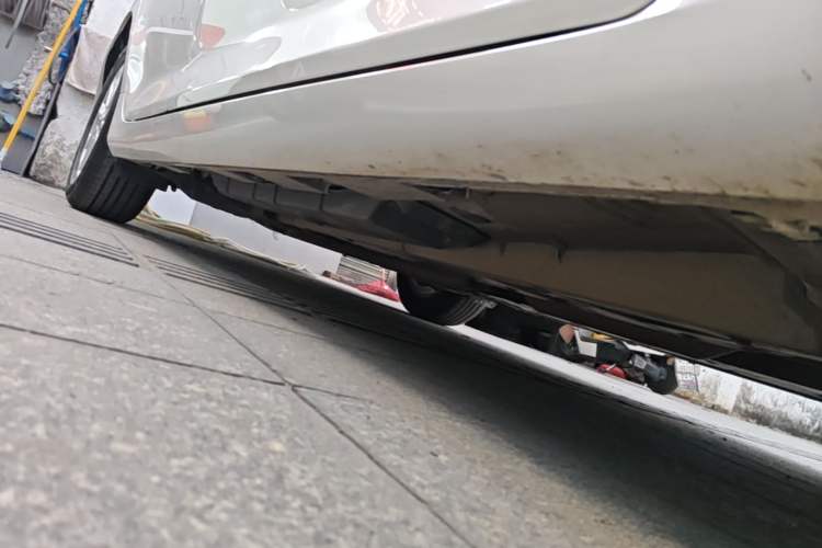 Used Toyota Camry 2016 2.0G 10th Anniversary Leading Edition Right Side Sill