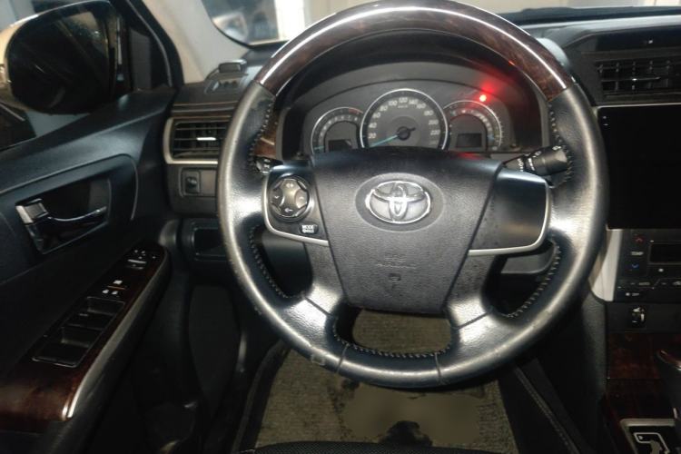 Used Toyota Camry 2016 2.0G 10th Anniversary Leading Edition Steering Wheel