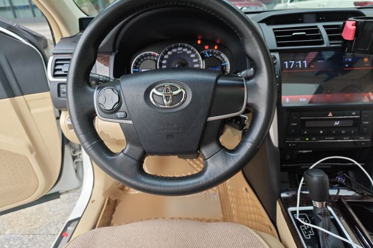 Used Toyota Camry 2016 2.0E 10th Anniversary Elite Edition Steering Wheel