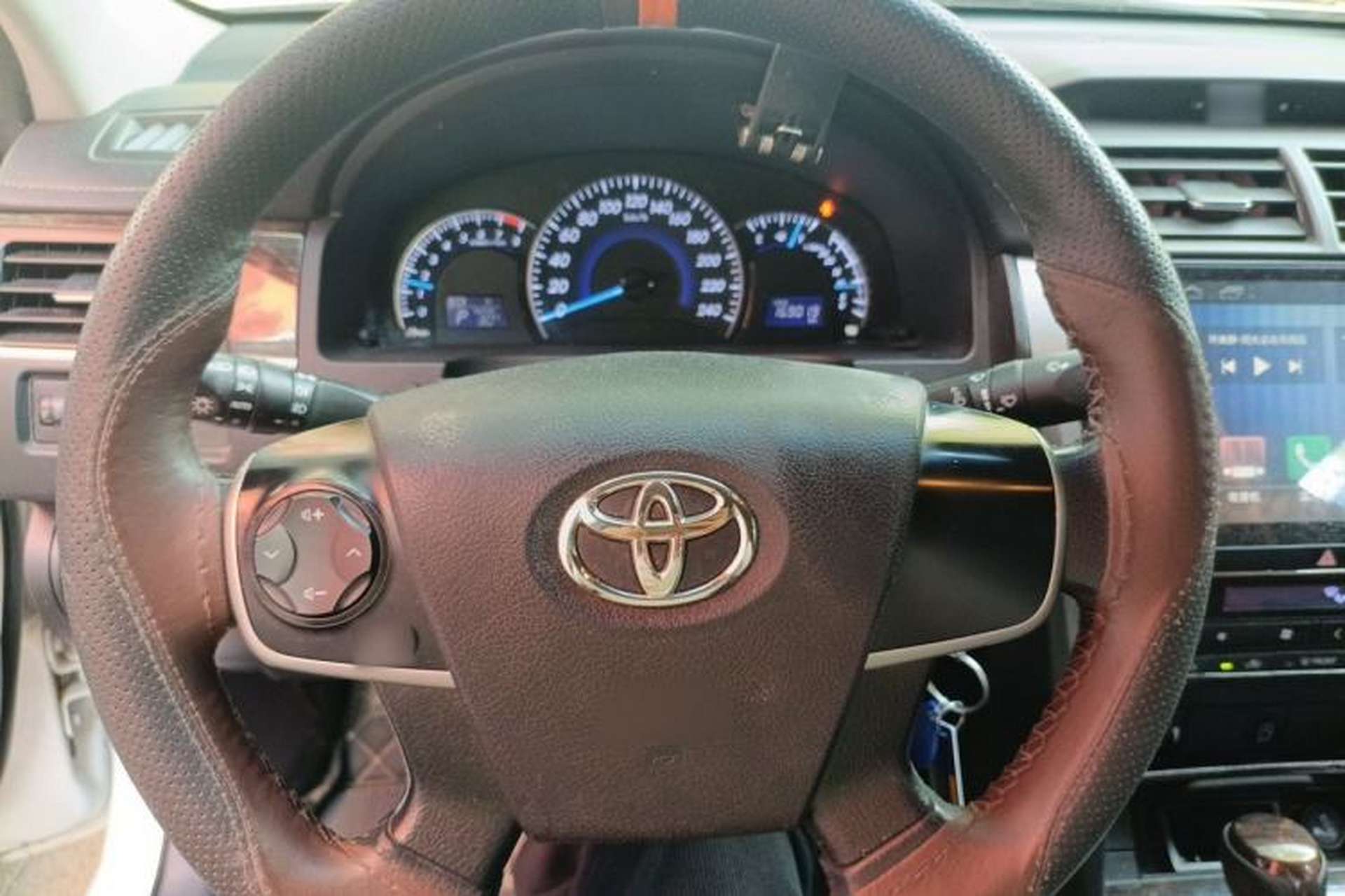 Used Toyota Camry 2016 2.0G 10th Anniversary Leading Edition Steering Wheel