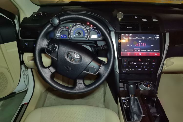 Used Toyota Camry 2016 2.0E 10th Anniversary Elite Edition Steering Wheel