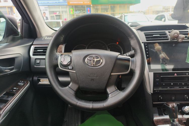 Used Toyota Camry 2016 2.0G 10th Anniversary Leading Edition Steering Wheel