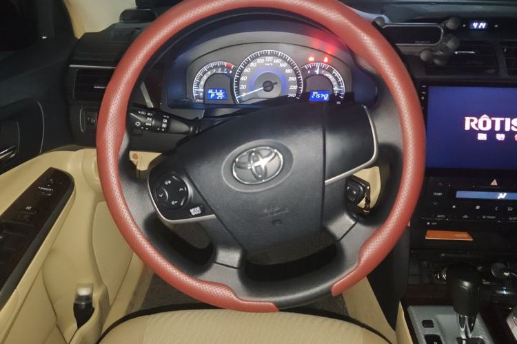 Used Toyota Camry 2016 2.0E 10th Anniversary Elite Edition Steering Wheel