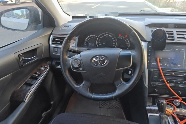 Used Toyota Camry 2016 2.0G 10th Anniversary Leading Edition Steering Wheel