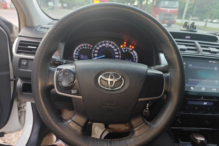 Used Toyota Camry 2016 2.0E 10th Anniversary Elite Edition Steering Wheel