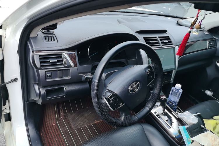 Used Toyota Camry 2016 2.0G 10th Anniversary Leading Edition Steering Wheel