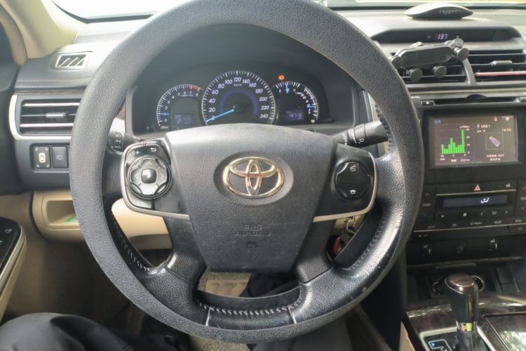 Used Toyota Camry 2016 2.0G 10th Anniversary Luxury Edition Steering Wheel