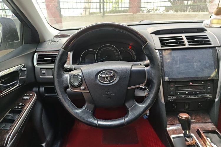 Used Toyota Camry 2016 2.0G 10th Anniversary Leading Edition Steering Wheel