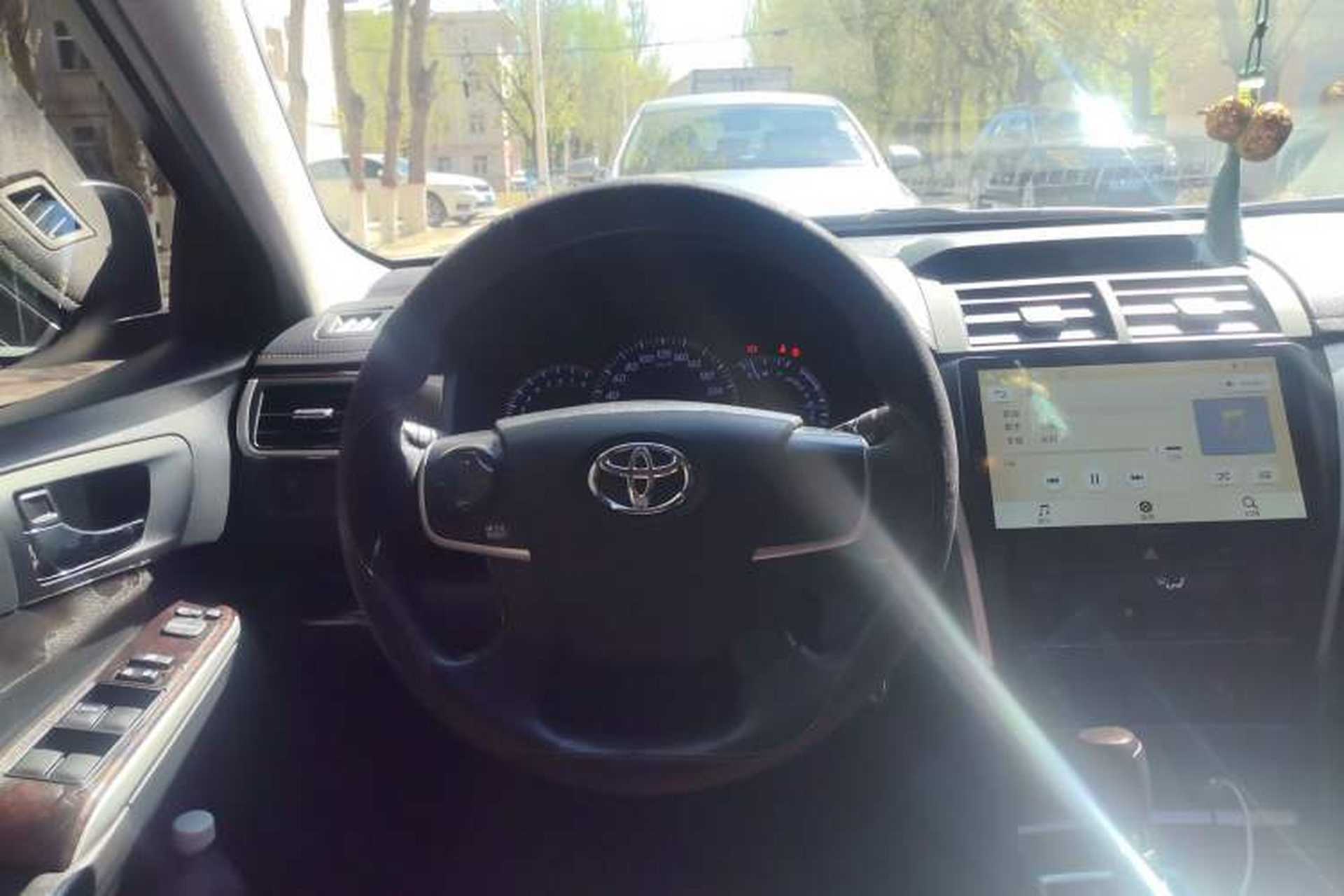 Used Toyota Camry 2016 2.0E 10th Anniversary Elite Edition Steering Wheel