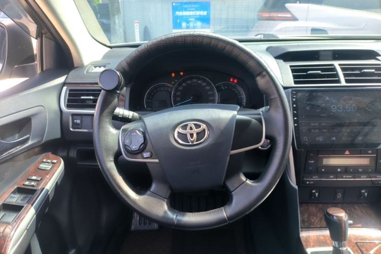 Used Toyota Camry 2016 2.0G 10th Anniversary Leading Edition Steering Wheel