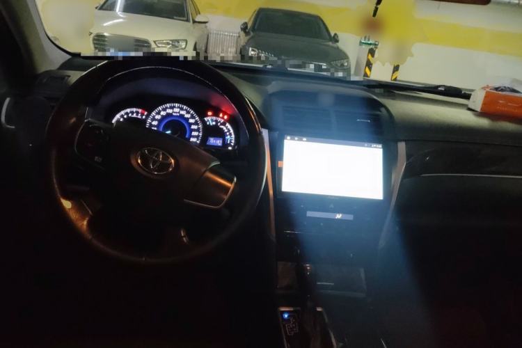 Used Toyota Camry 2016 2.0G 10th Anniversary Leading Edition Steering Wheel