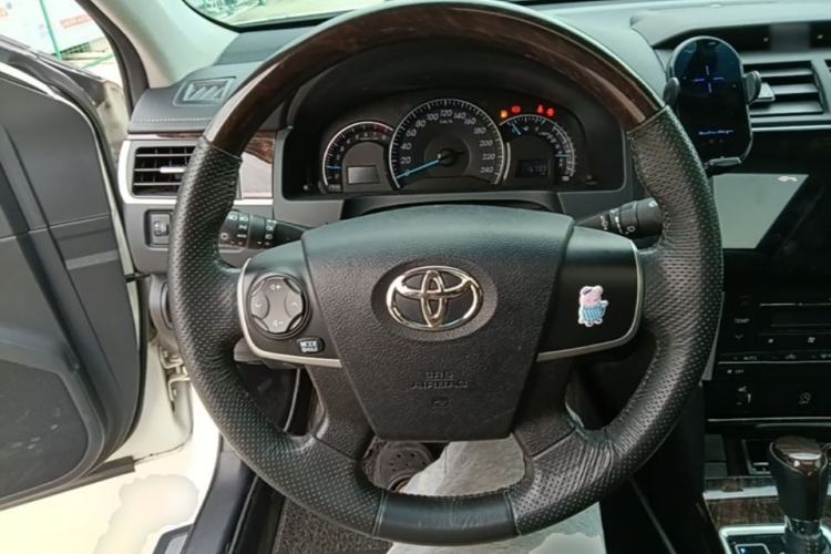 Used Toyota Camry 2016 2.0G 10th Anniversary Leading Edition Steering Wheel