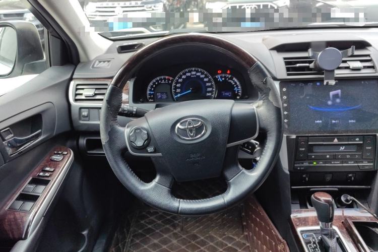 Used Toyota Camry 2016 2.0G 10th Anniversary Leading Edition Steering Wheel