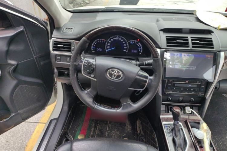Used Toyota Camry 2016 2.0G 10th Anniversary Leading Edition Steering Wheel