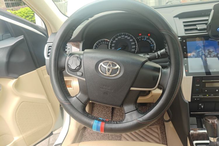Used Toyota Camry 2016 2.0G 10th Anniversary Leading Edition Steering Wheel